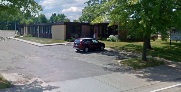 Office For Lease: 2716 Upper Afton Rd E, Saint Paul, MN 55119
